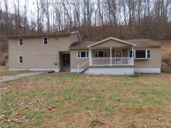 2122 Valley Grove Rd, Charleston, WV 25311