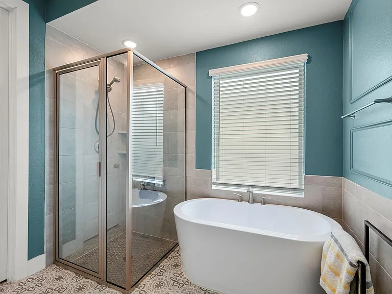 15210 Cortines Ct — Photo 23