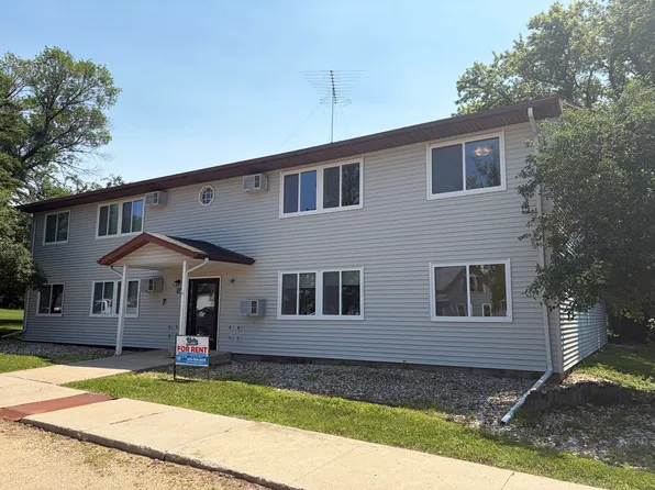 700 Washington St APT 8, Bruce, SD 57220