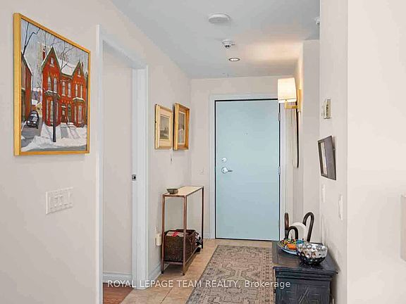 4th image of 90 George St #601