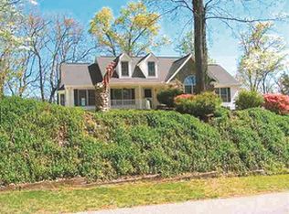 310 Old Chapman Trl, Pickens, SC 29671