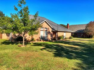 104 Winfield Dr N, Sulphur Springs, TX 75482