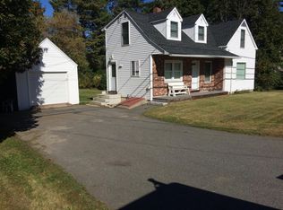 808 Riverside Dr, Augusta, ME 04330