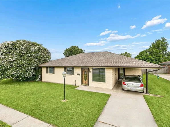 2910 Delille St, Chalmette, LA 70043
