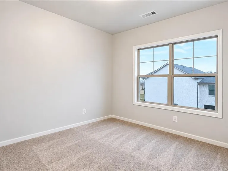 4462 Silver Oak Dr SW — Photo 10
