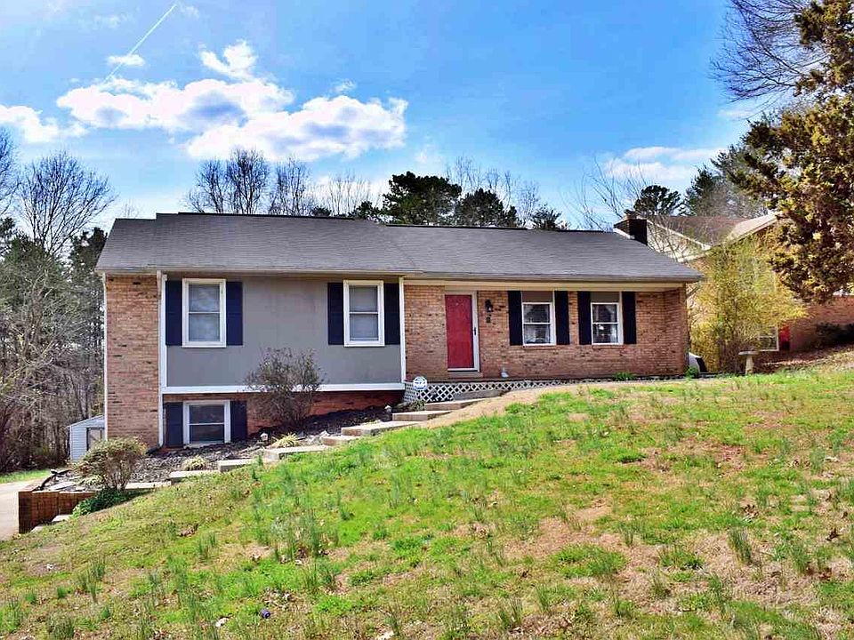 1st image of 194 River Hills Dr
