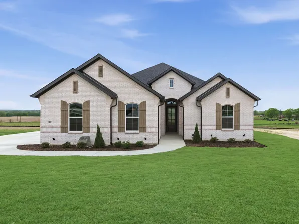 117 Emma Ct, Decatur, TX 76234