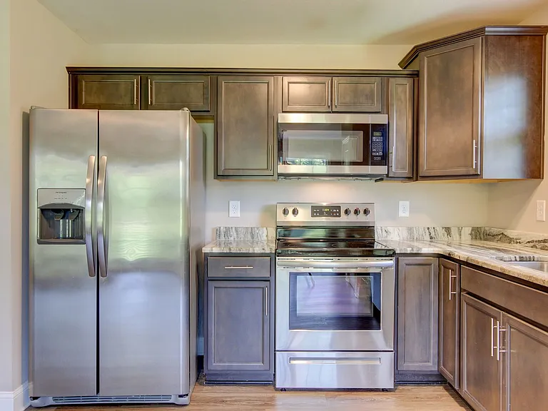 677 Battery Ct — Photo 67