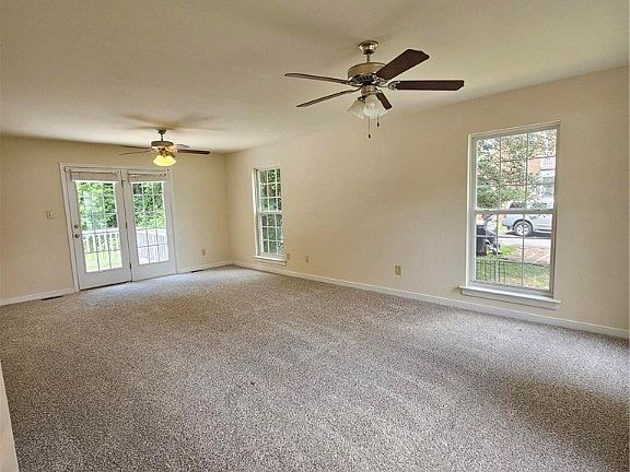 4th image of 3820 Pinewood Glen Ln