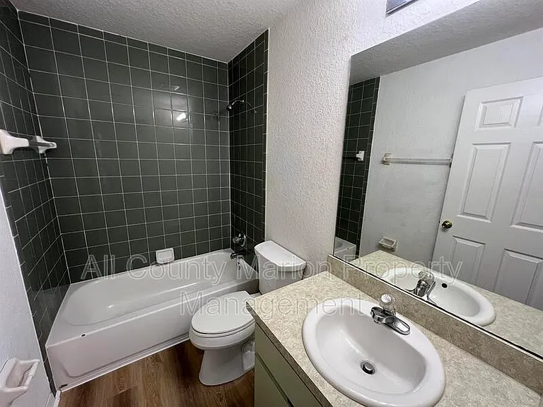520 Marion Oaks Ln — Photo 8