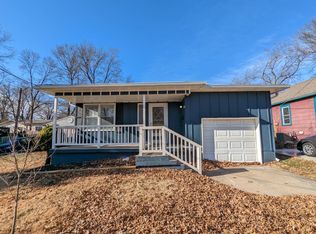 4760 Reinhardt Dr, Roeland Park, KS 66205