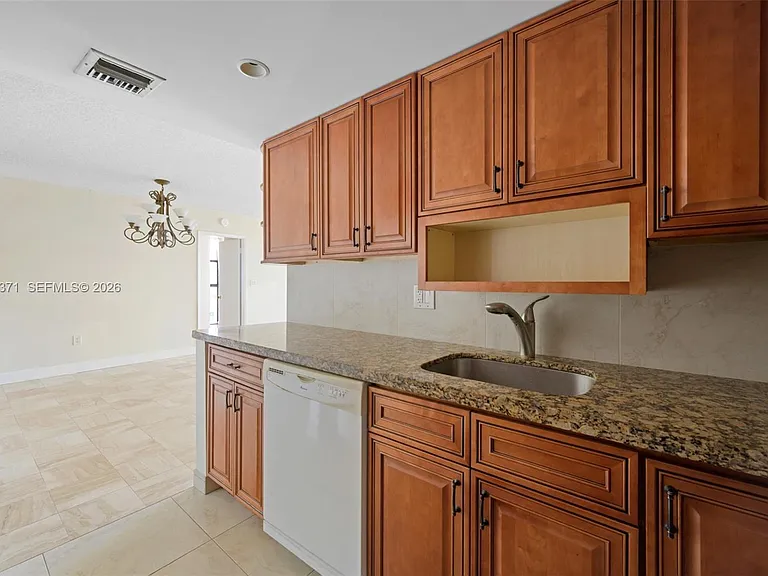 20505 E Country Club Dr #1434 — Photo 7
