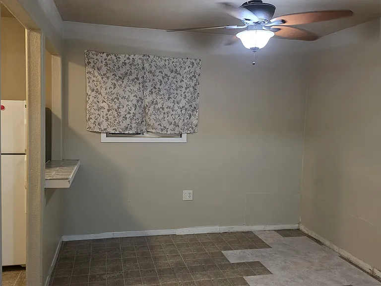 River Bend Dr — Photo 2