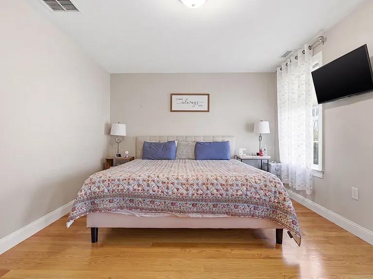 7 Spring Ct #A — Photo 18