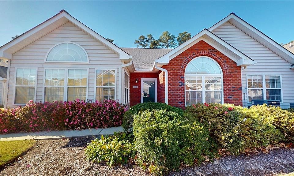 1st image of 110 Villa Dr