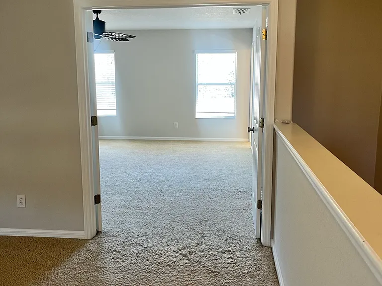 17608 Glenapp Dr — Photo 15