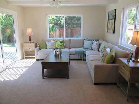 2nd image of 736 Cuesta Dr