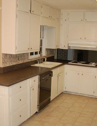 Renovated and bright kitchen