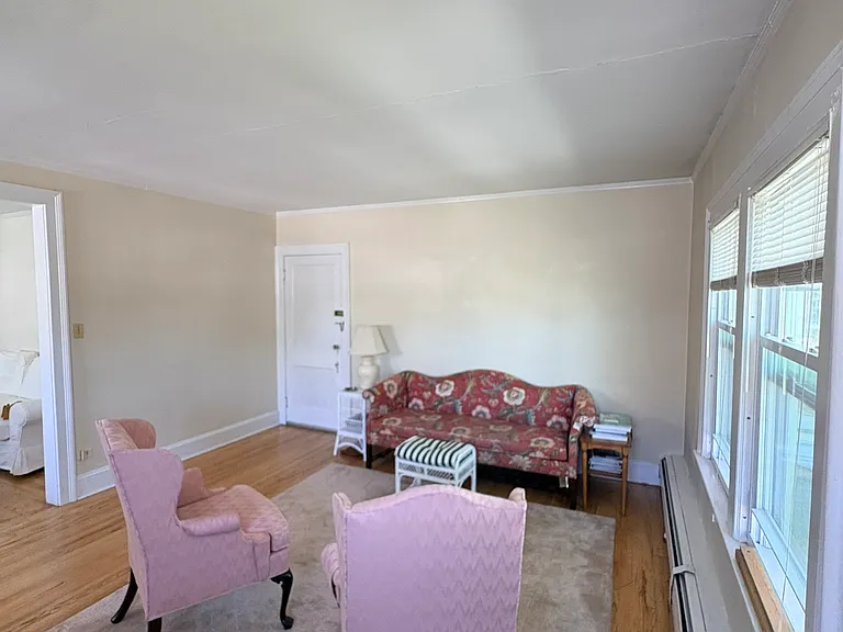 94 Quaker Ln S #2 — Photo 11