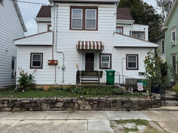 410-412 N Pitt St, Carlisle, PA 17013