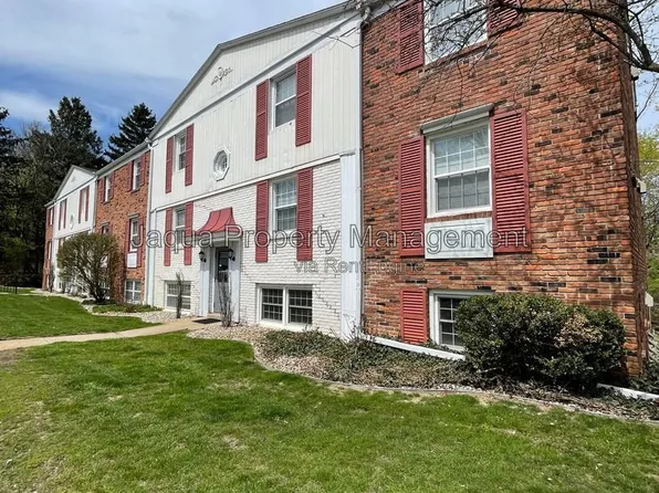 726 Garland Cir, Kalamazoo, MI 49008
