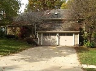 13810 W 110th Ter, Lenexa, KS 66215