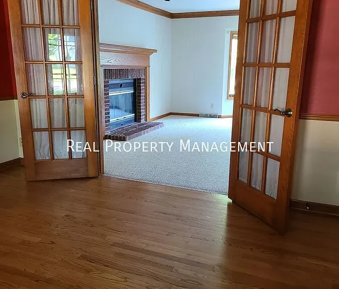 N60W23856 Butternut Ln — Photo 27