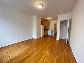 Rented by Best Apartments North Inc
