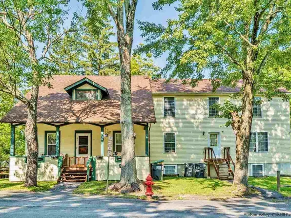 21 Grove Street, New Paltz, NY 12561