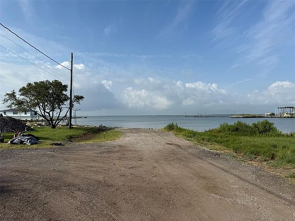 5th image of 1021 17th St Lot 12-16