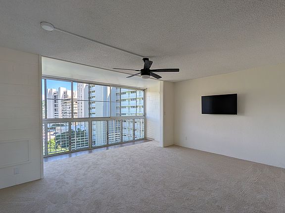 5th image of 1011 Prospect St APT 809