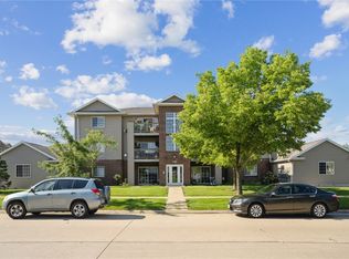 3101 Samuel Ct SW UNIT 8, Cedar Rapids, IA 52404