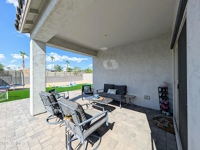 24458 W Verlea Dr — Photo 43