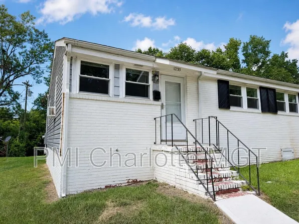 1733 Academy St, Charlotte, NC 28205