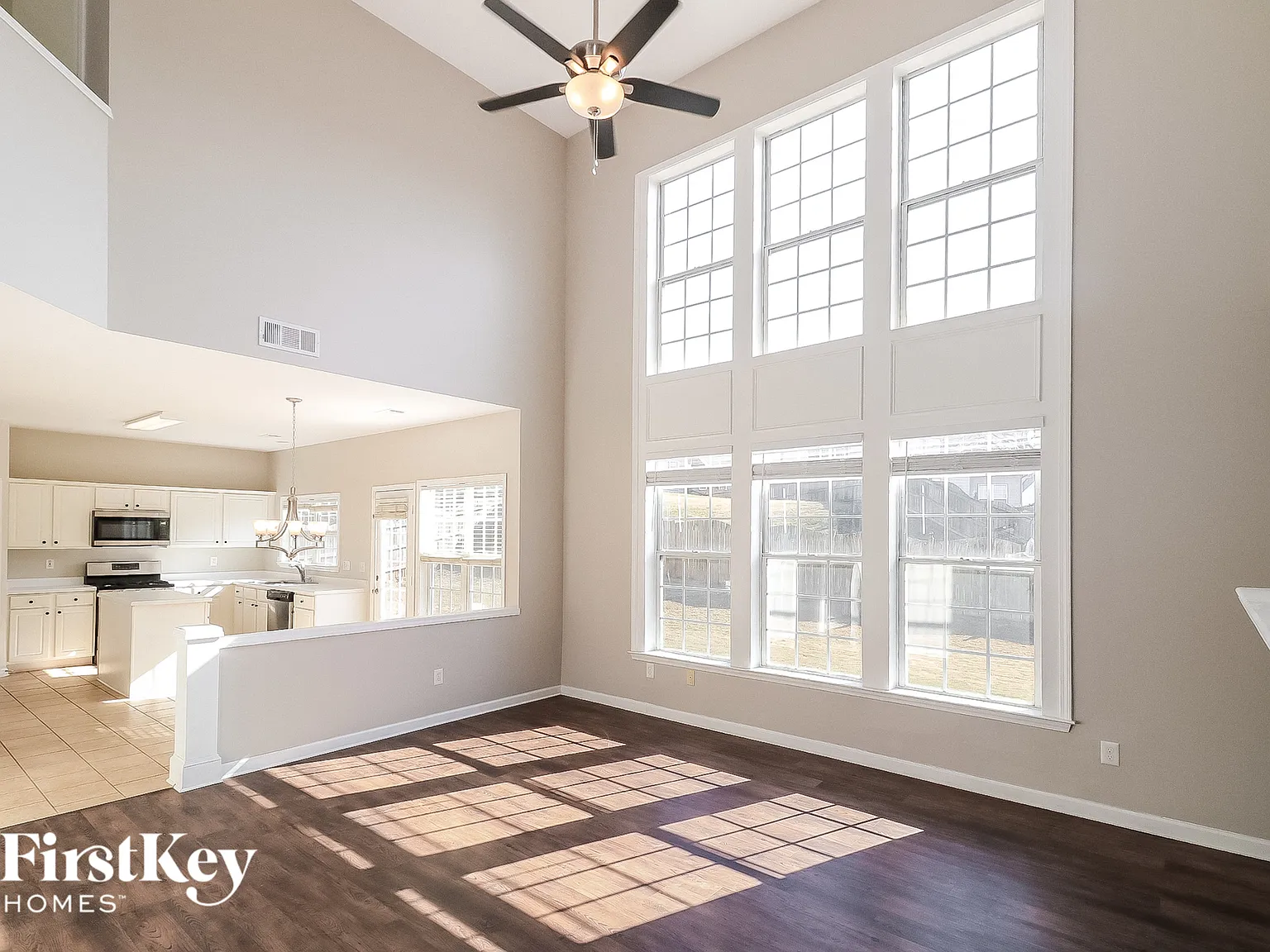 4 bed, 2.5 bath, 2523 sqft, $3,210 — Photo 3