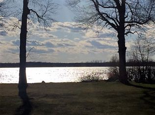 12 Lakeland Dr, Champlain, NY 12919