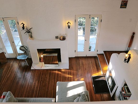 3rd image of 4058 Lafayette Pl #B