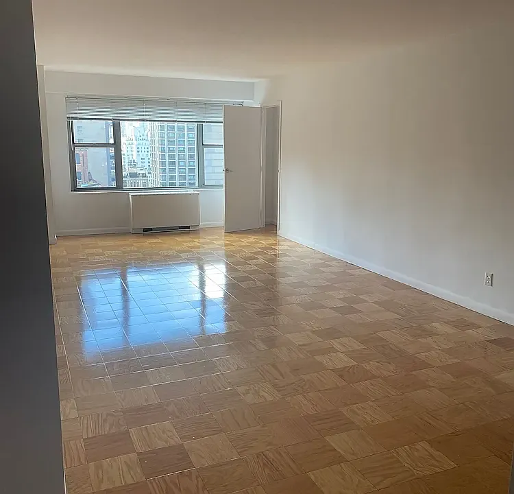 245 E 63rd St #23D