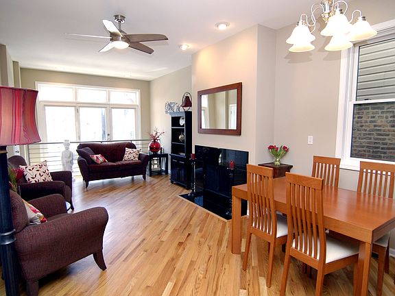 3rd image of 526 N Claremont Ave #1