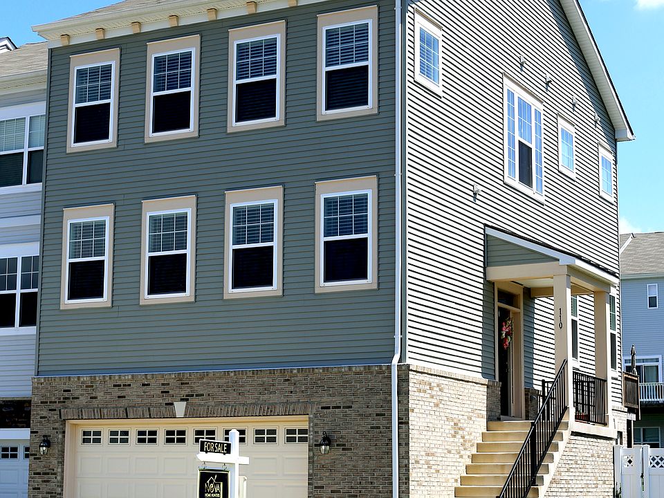1st image of 110 Cobble Stone Dr