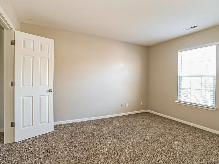 16112 Raptor Ct — Photo 13