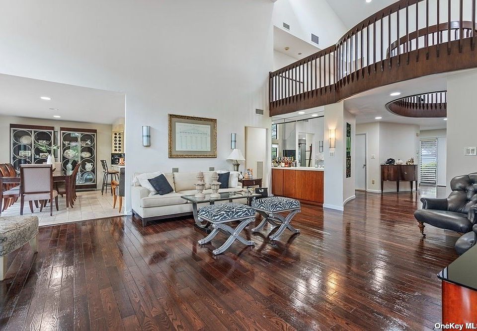 14 Eagle Chase UNIT 14, Woodbury, NY 11797 MLS 3489261 Zillow