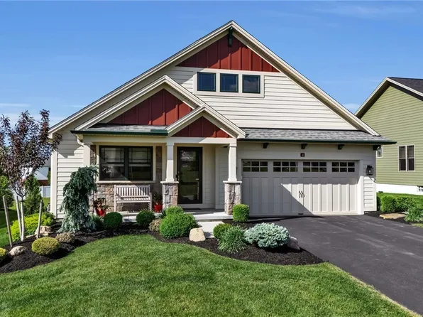 4 Aurora Mills Dr, East Aurora, NY 14052