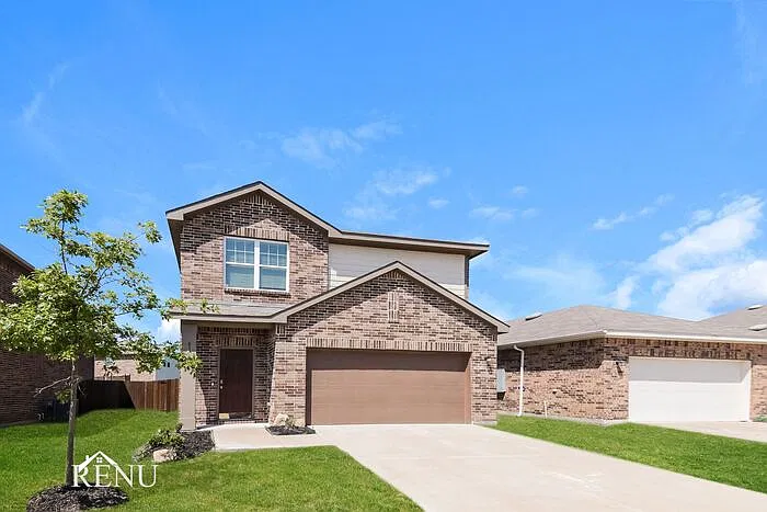 3 bed, 2.5 bath, 1605 sqft, $2,040 — Photo 2