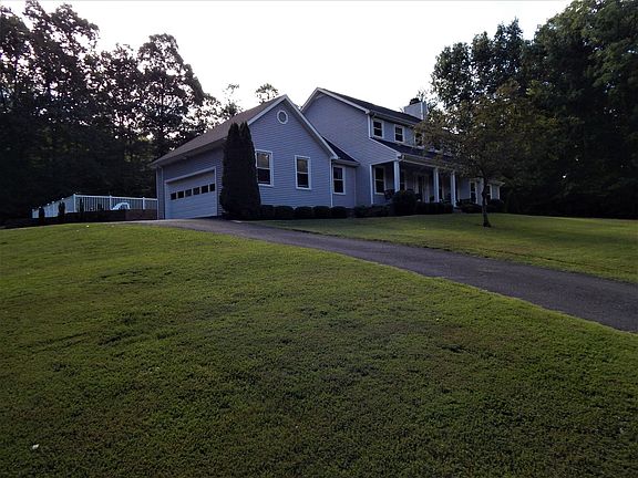 4th image of 322 Michael Dr