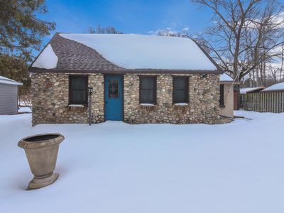 89 S Lake Leelanau Dr #2, Lake Leelanau, MI, 49653