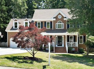 8121 Gabriels Bend Dr, Raleigh, NC 27612