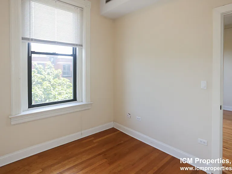 2954.3 N Racine Ave #3F — Photo 4