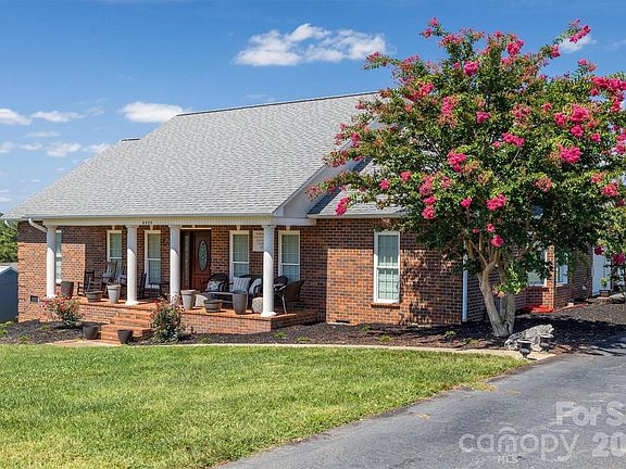 3rd image of 2553 Genes Loop