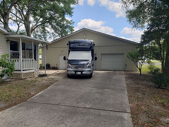 RV parking w 30amp service